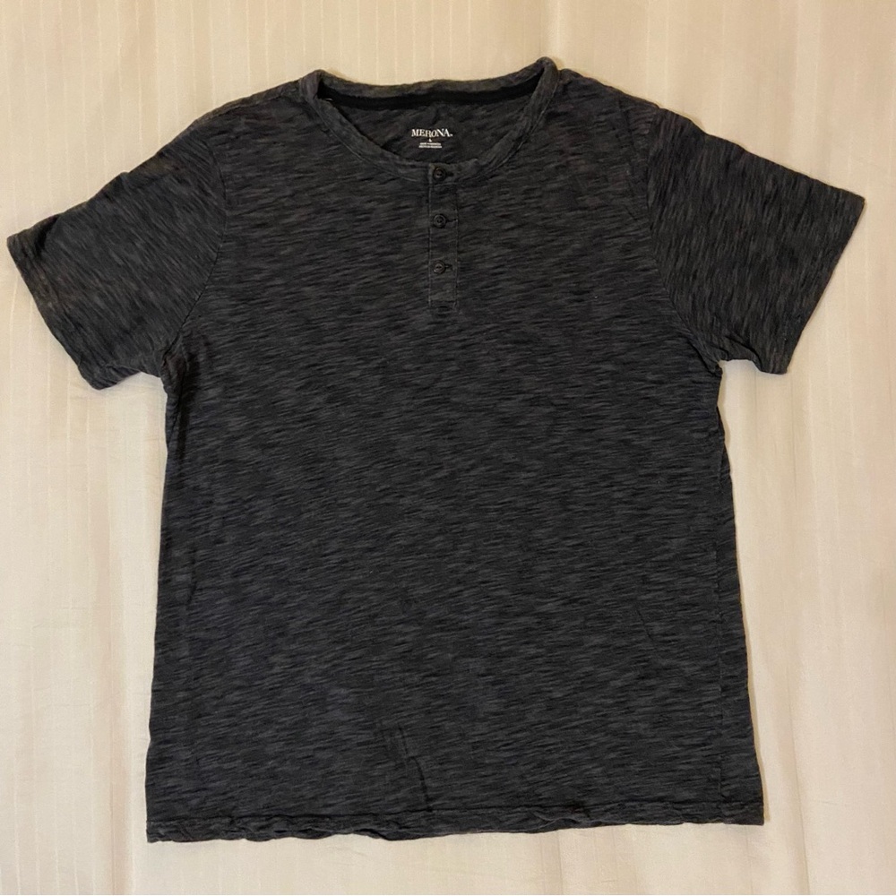 Merona 3 button-up textured dark gray Henley sz L